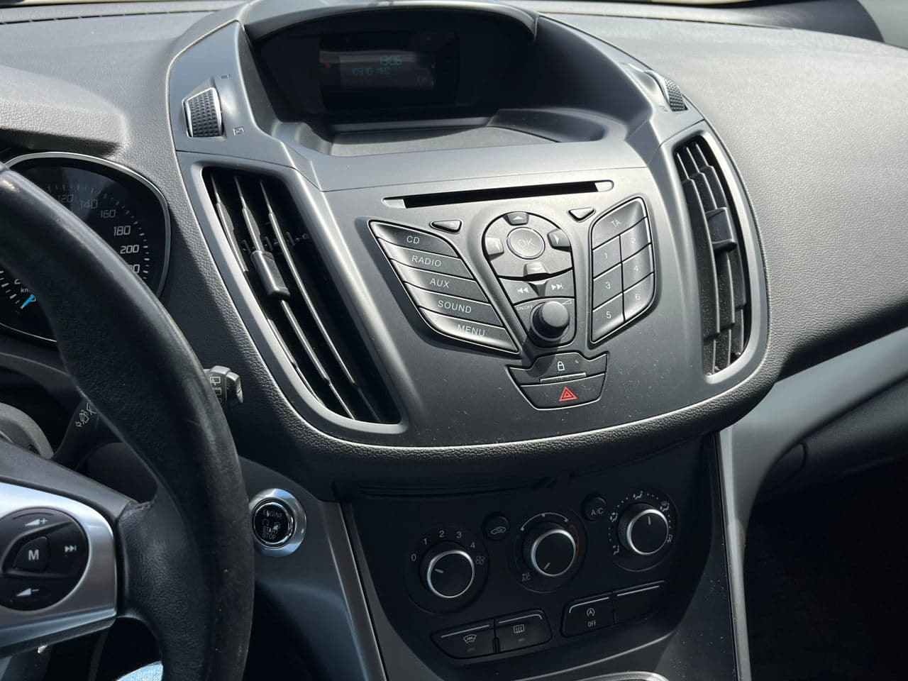 Ford Kuga 2016 — Миниатюра 13