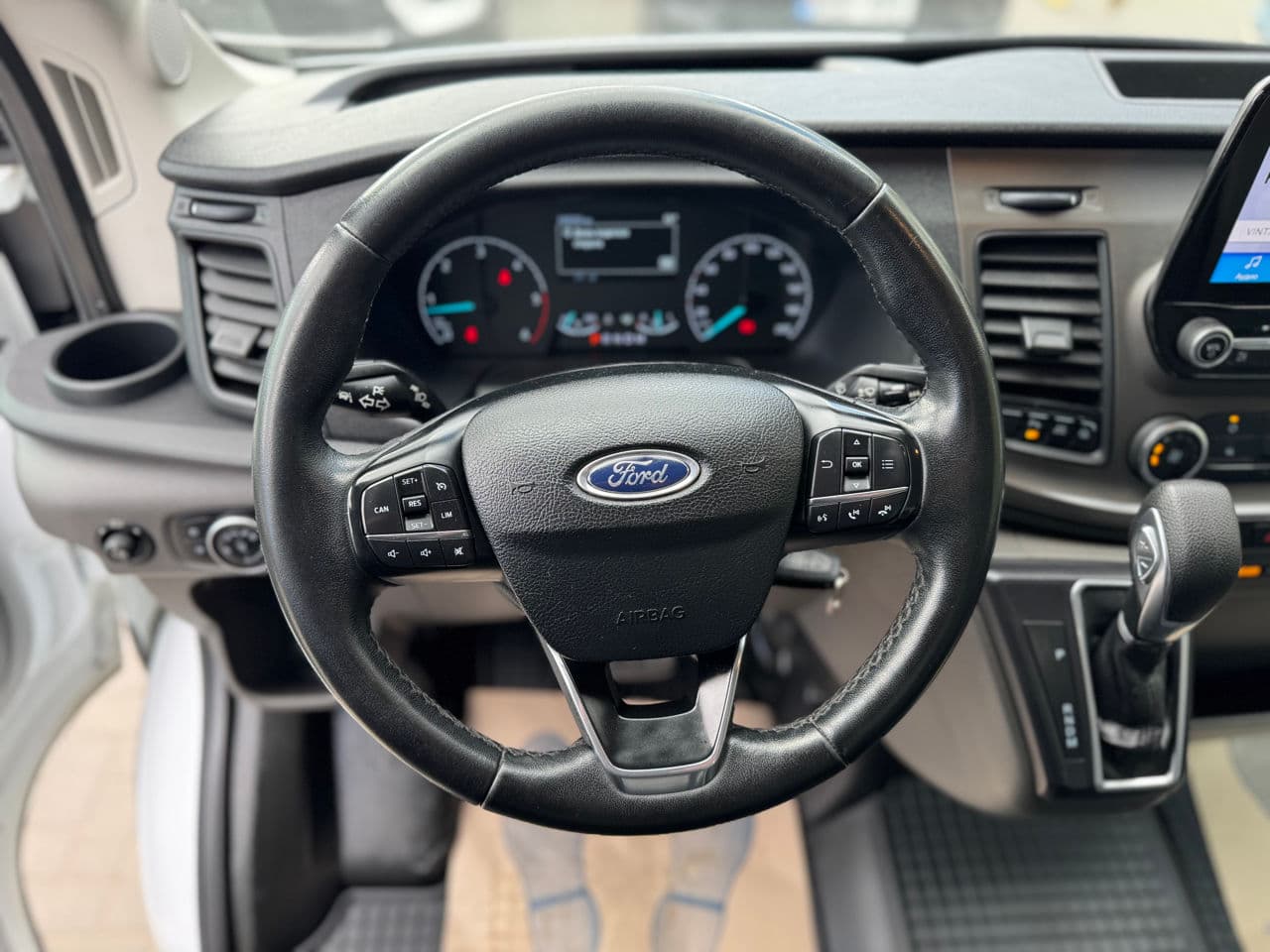Ford Transit 2020 — Миниатюра 9