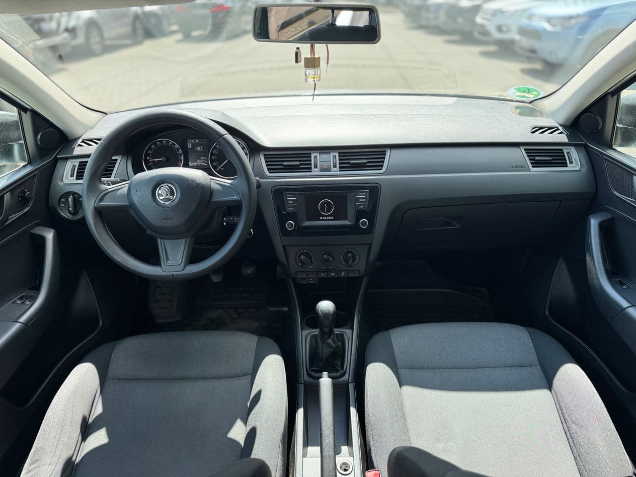 Skoda Rapid 2015 — Миниатюра 8