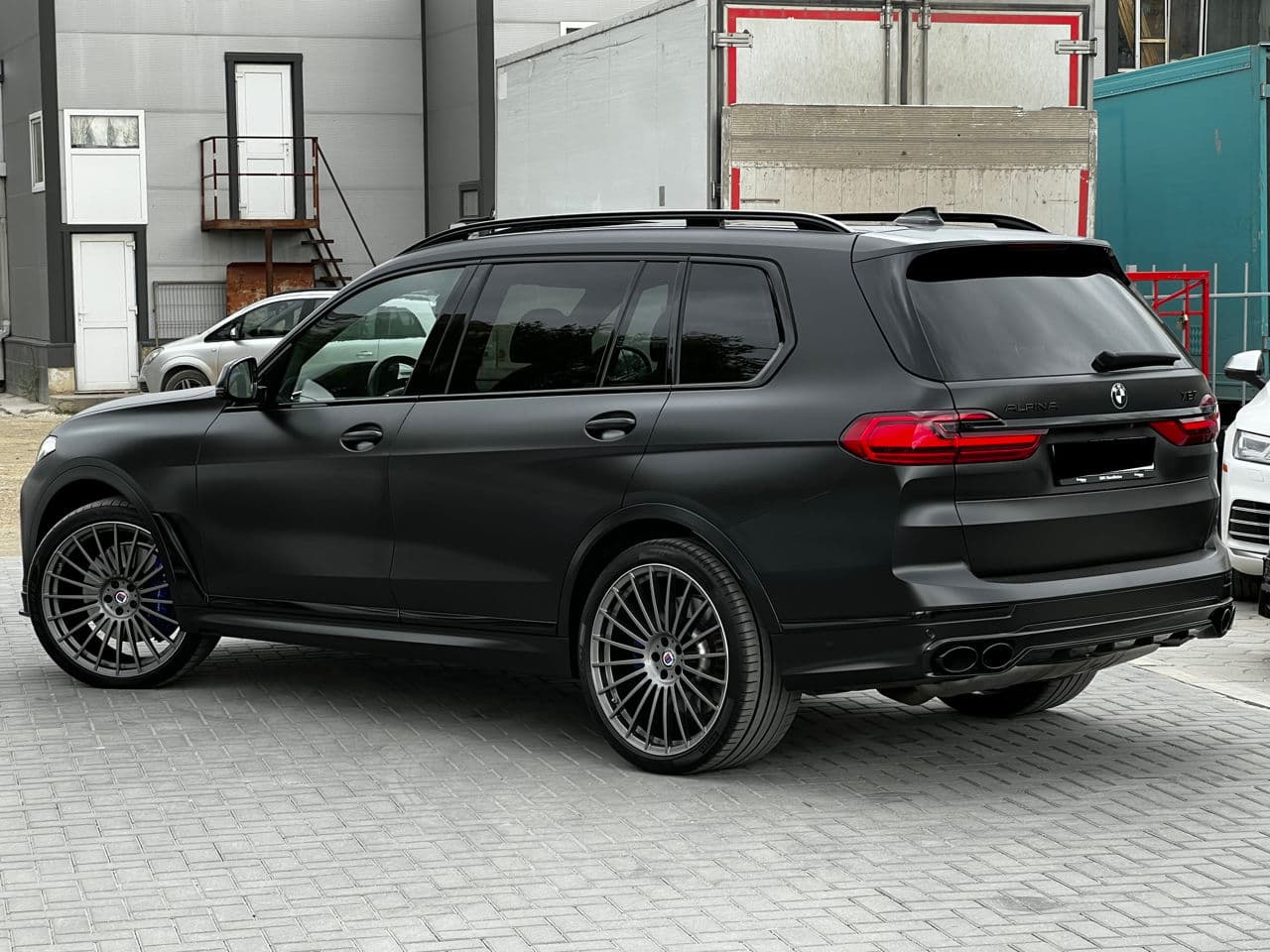 BMW X7 M6.0i 2022 — Миниатюра 4