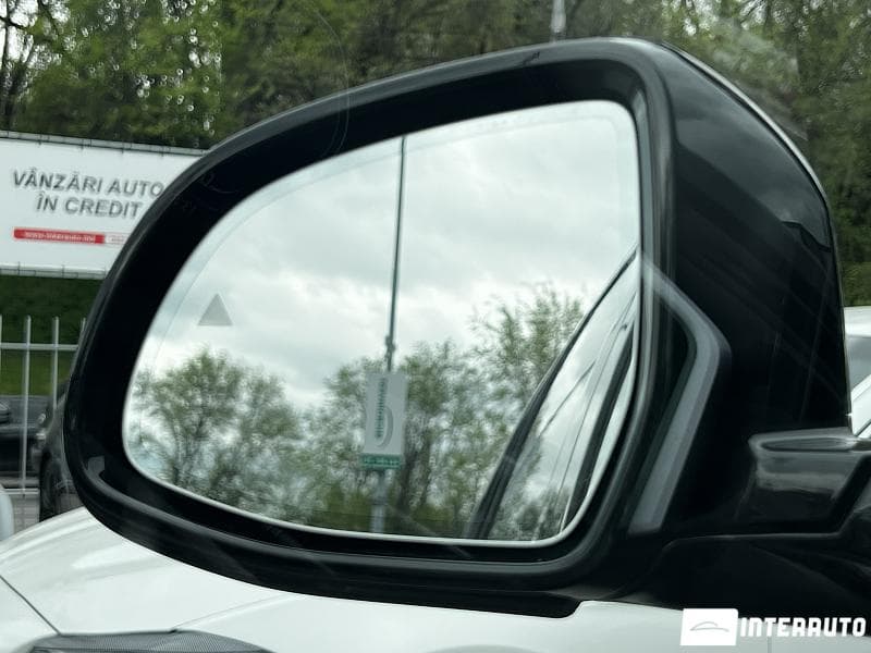 BMW X7 M6.0i 2022 — Миниатюра 29