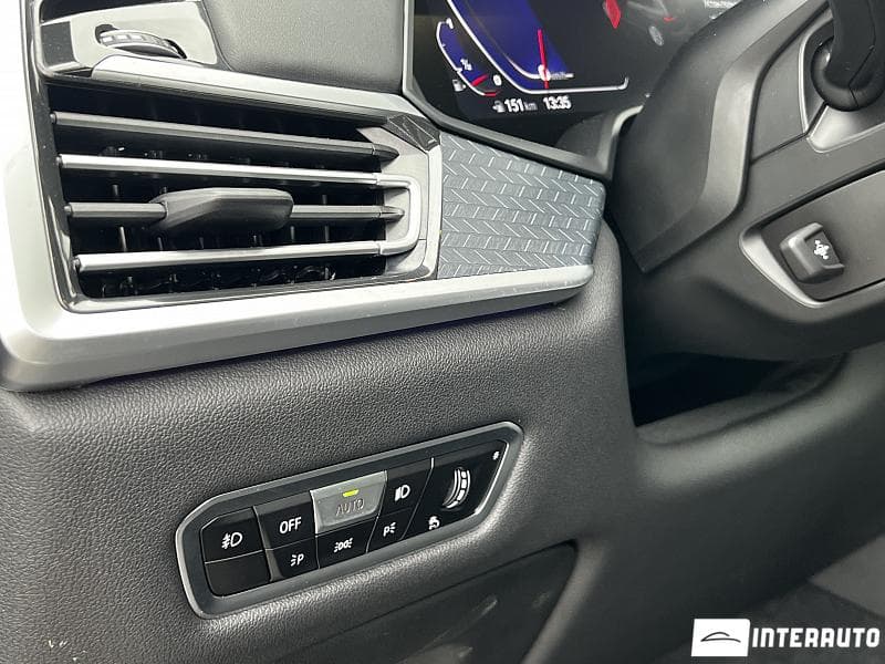 BMW X7 M6.0i 2022 — Миниатюра 16