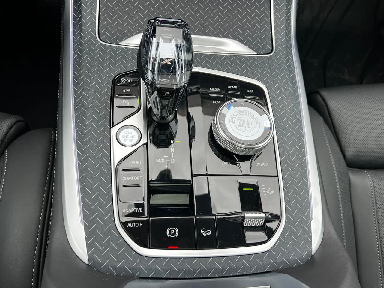 BMW X7 M6.0i 2022 — Миниатюра 15