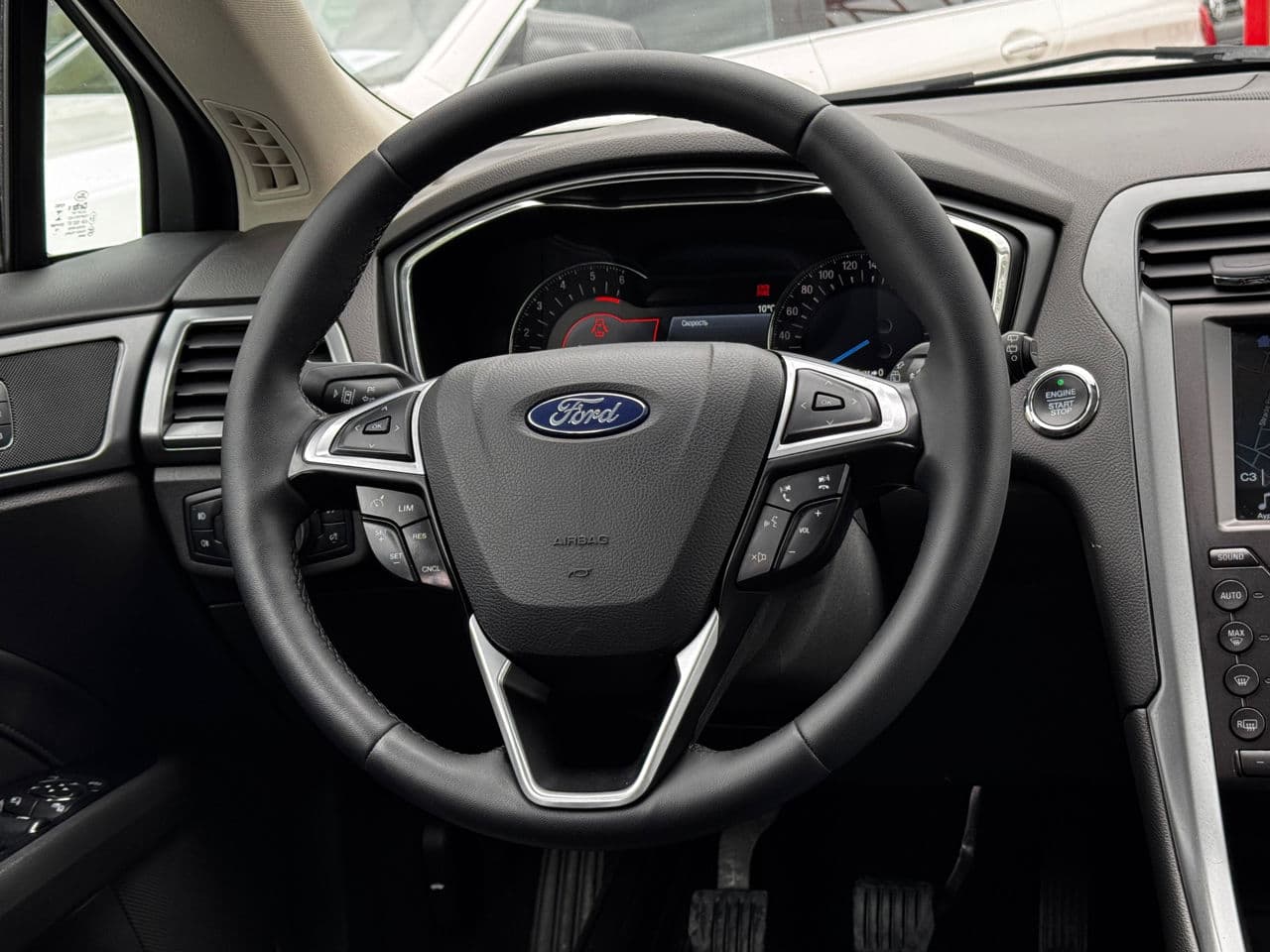 Ford Mondeo 2017 — Миниатюра 11