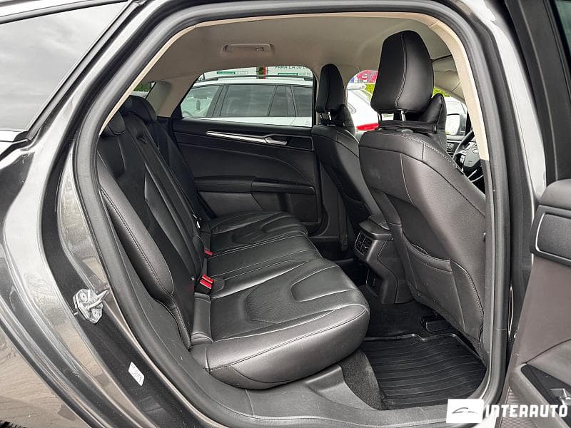 Ford Mondeo 2017 — Миниатюра 8