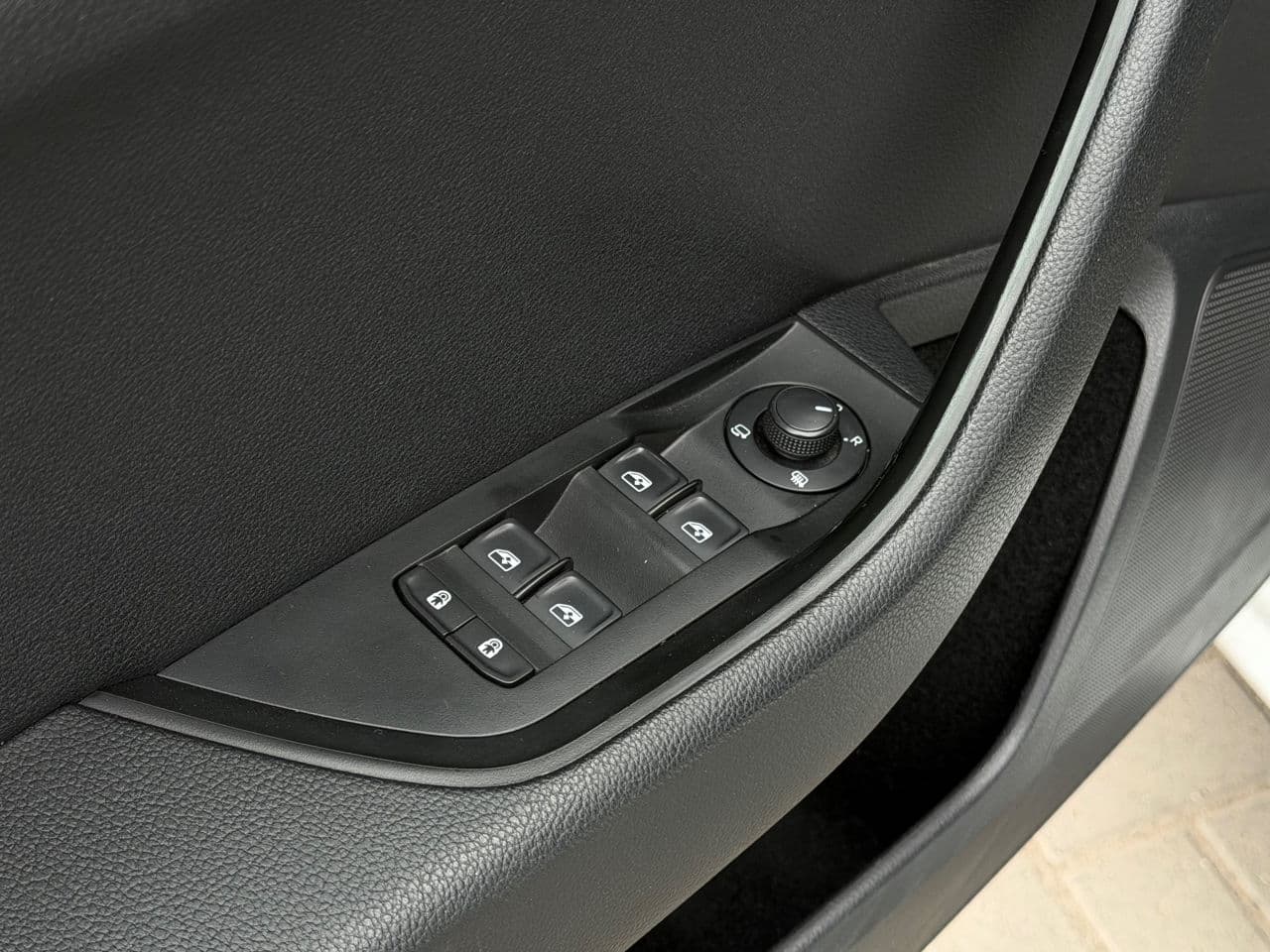 Skoda Superb 2017 — Миниатюра 6