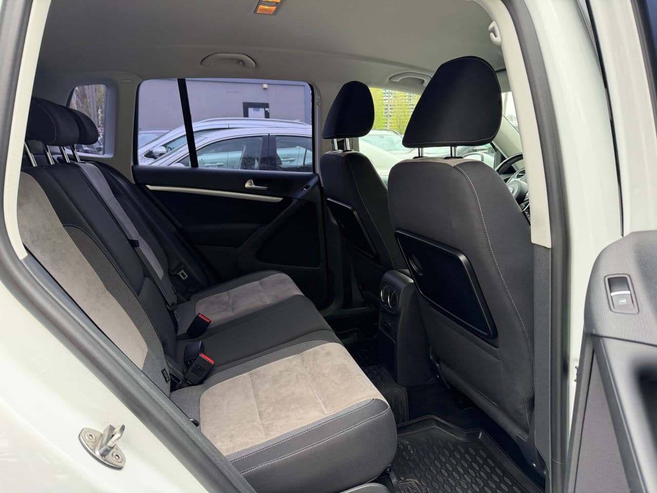 2014 Volkswagen Tiguan — Miniatură 18