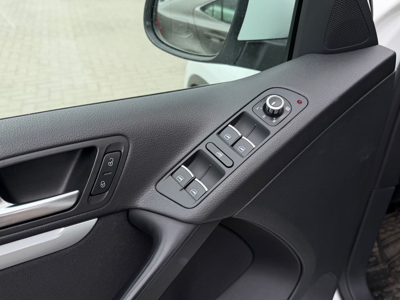 2014 Volkswagen Tiguan — Miniatură 7
