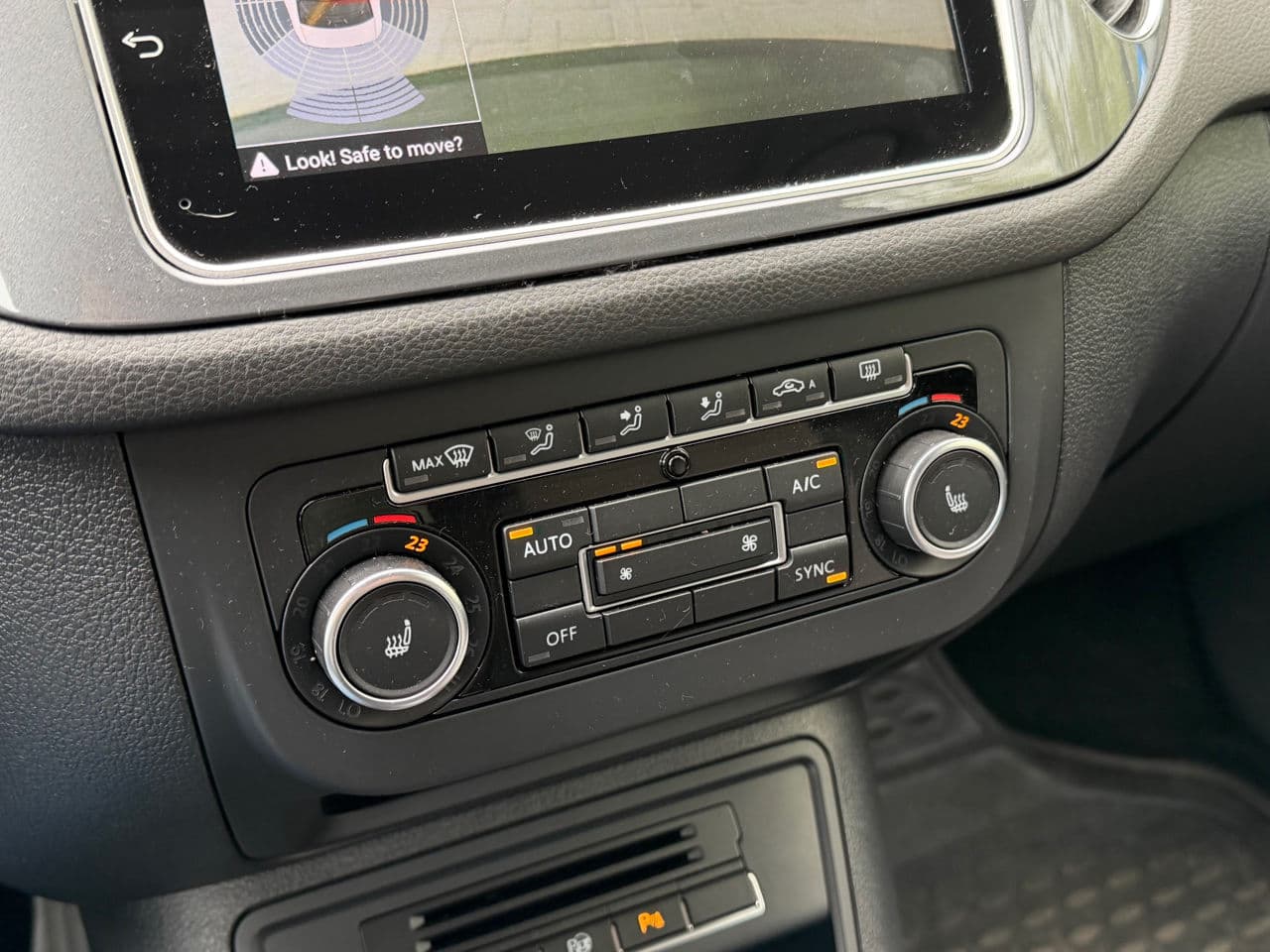 2014 Volkswagen Tiguan — Miniatură 14