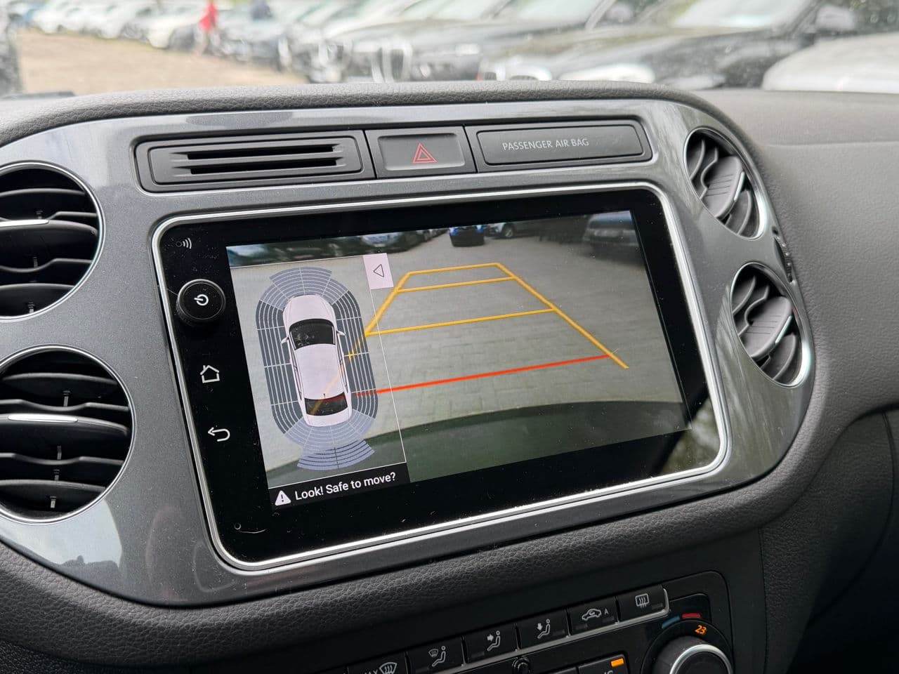 2014 Volkswagen Tiguan — Miniatură 13