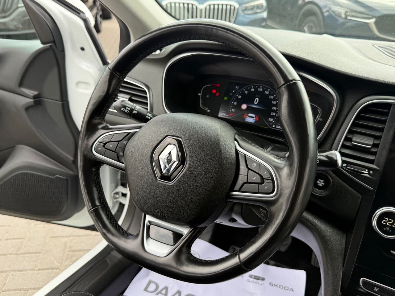 Renault Megane 2020 — Миниатюра 7