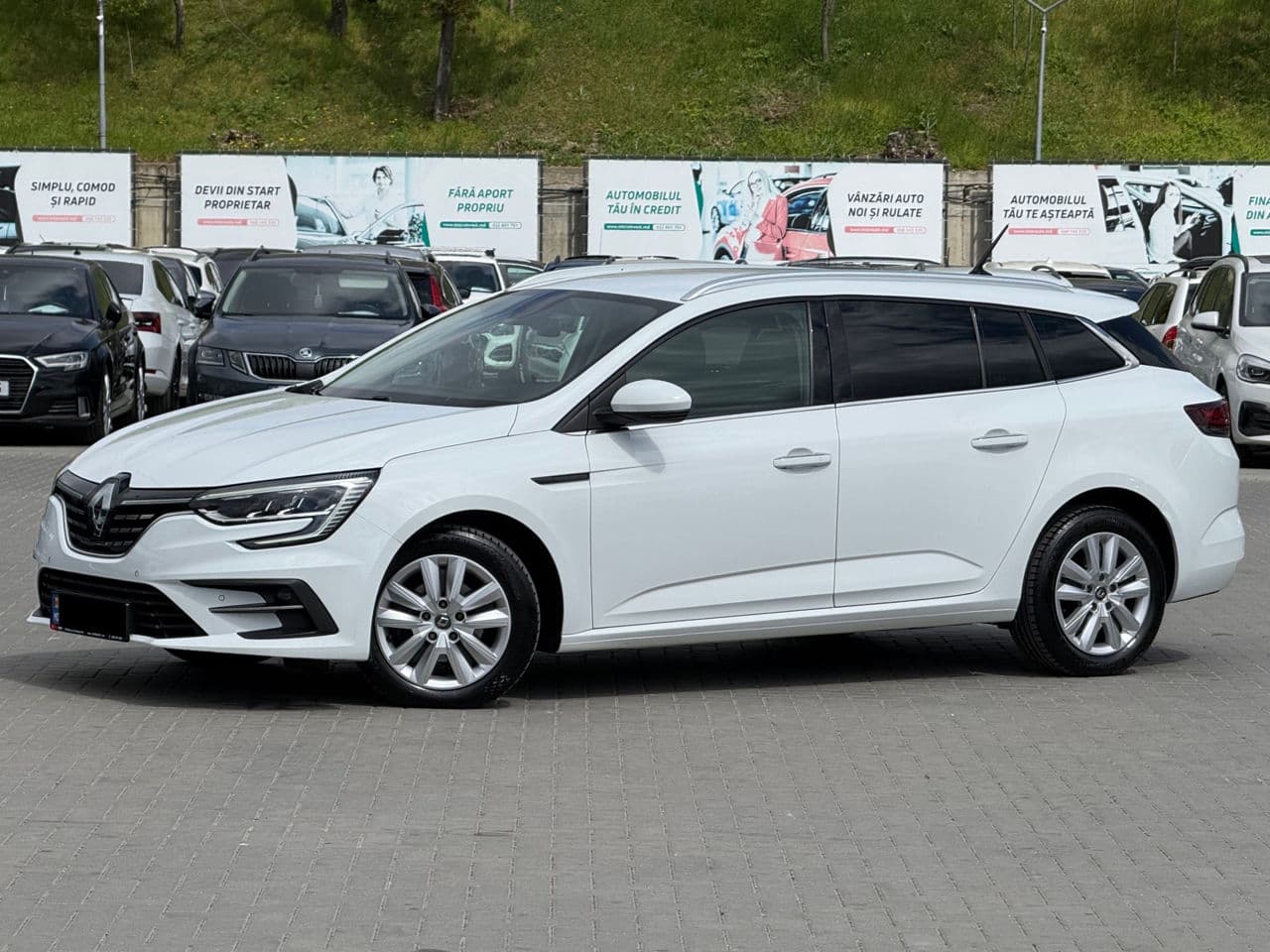 Renault Megane 2020 — Миниатюра 2