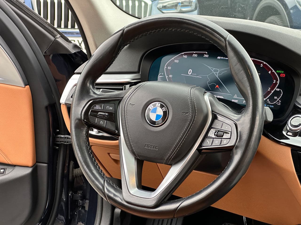 BMW 530e 2019 — Миниатюра 7