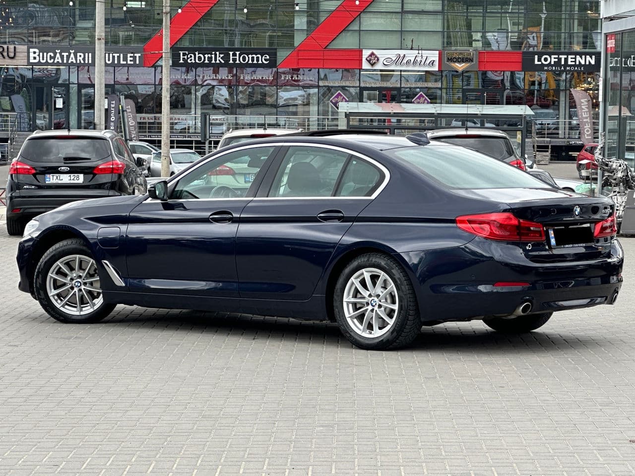 BMW 530e 2019 — Миниатюра 4