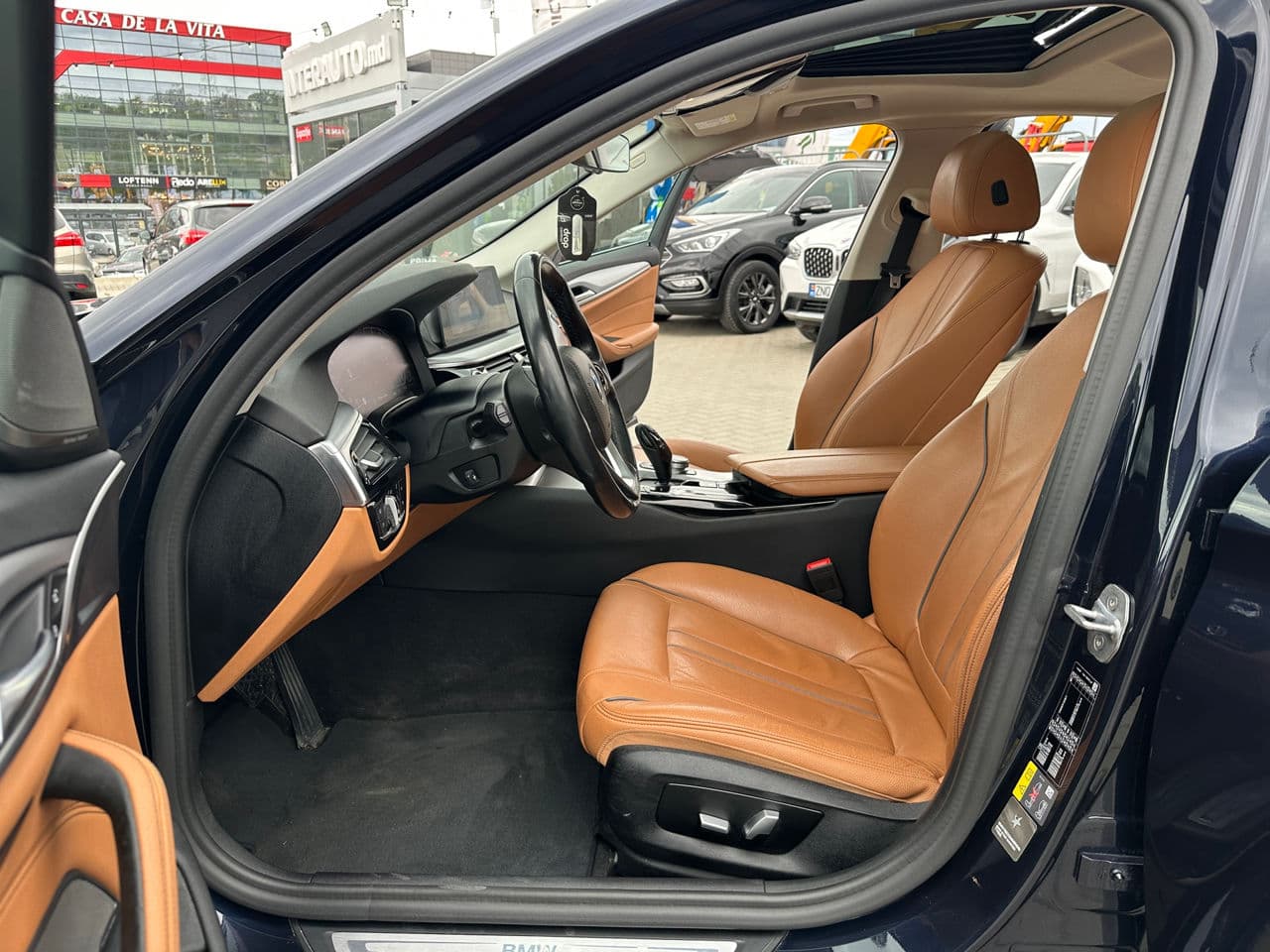 BMW 530e 2019 — Миниатюра 5