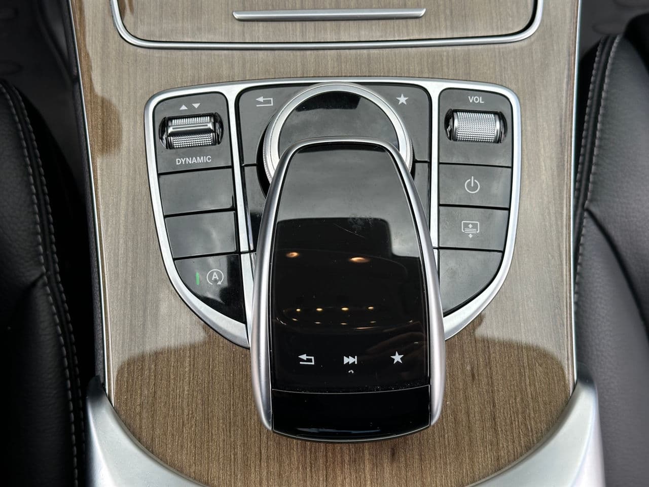 Mercedes C 200 2017 — Миниатюра 11