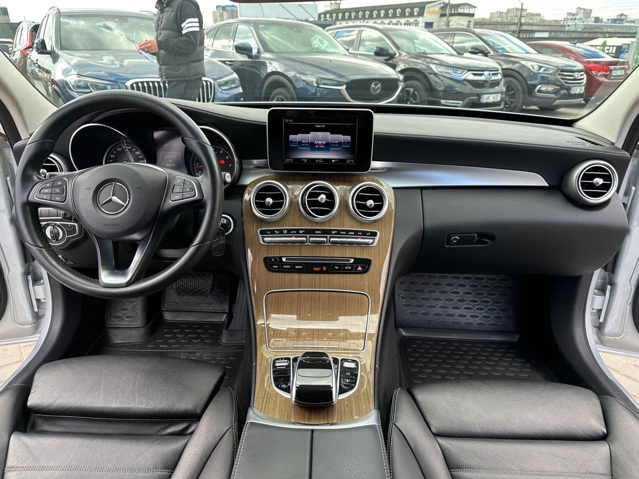 Mercedes C 200 2017 — Миниатюра 6