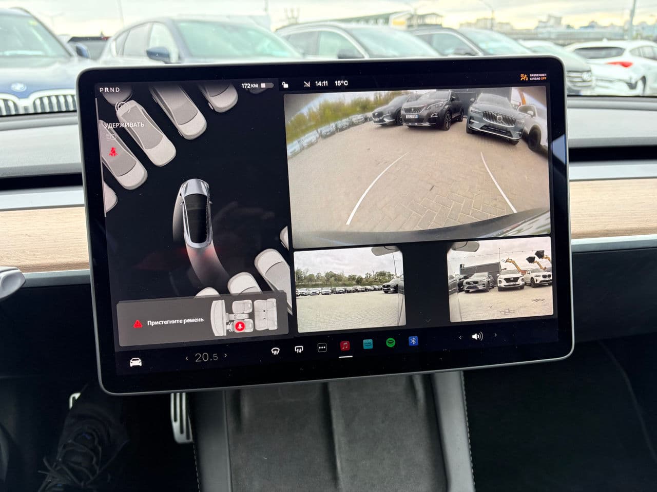 Tesla Model 3 2020 — Миниатюра 8