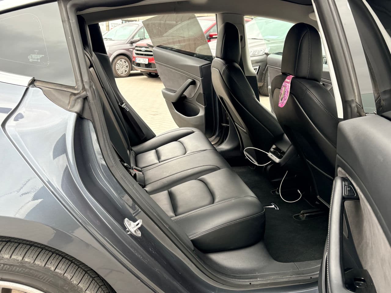 Tesla Model 3 2020 — Миниатюра 13