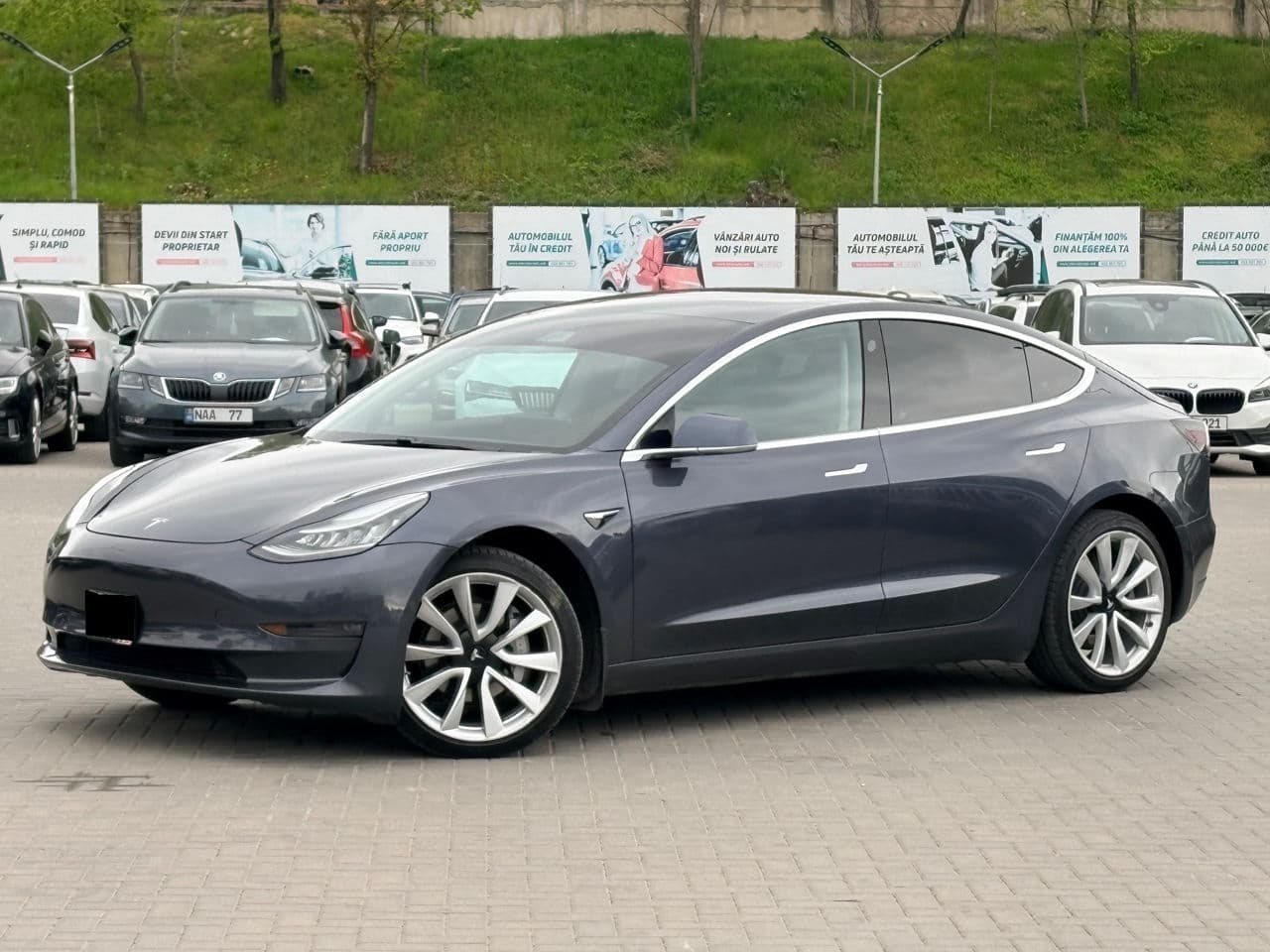 Tesla Model 3 2020 — Миниатюра 2