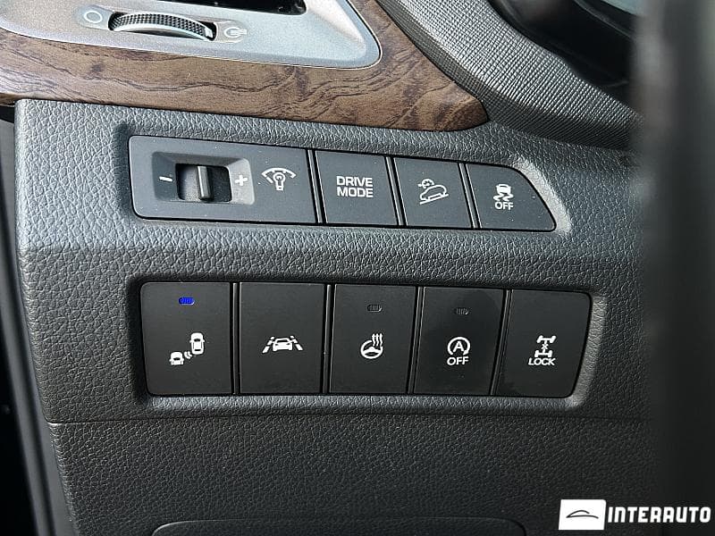 2018 Hyundai Santa Fe — Miniatură 10