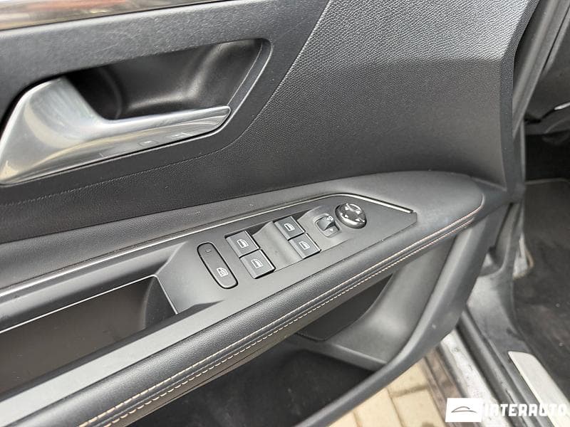 Peugeot 3008 2022 — Миниатюра 8