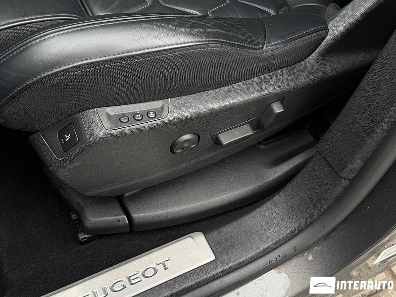 Peugeot 3008 2022 — Миниатюра 11