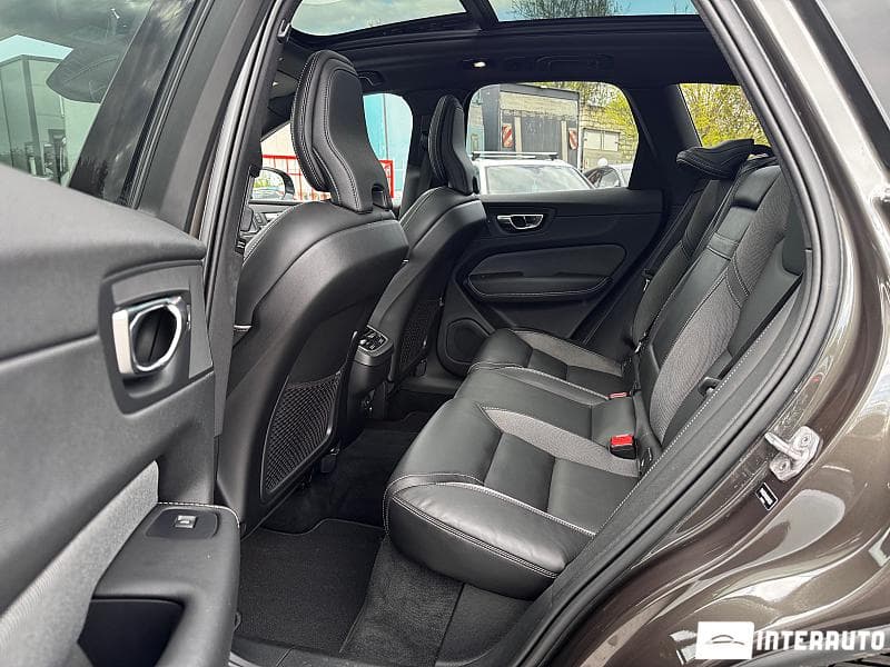 Volvo XC 60 2021 — Миниатюра 7