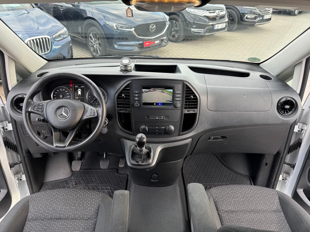 Mercedes Vito 2021 — Миниатюра 6
