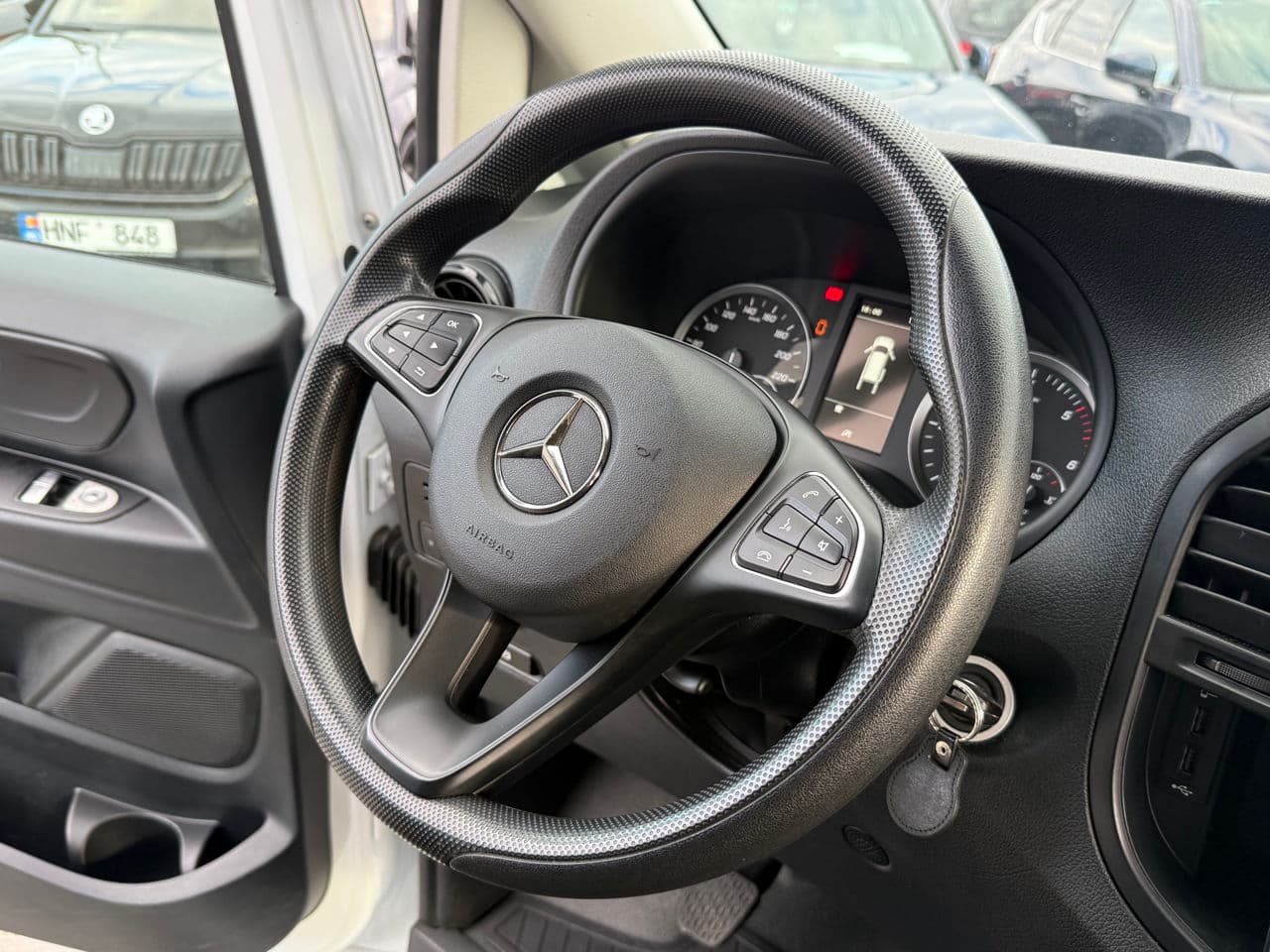 Mercedes Vito 2021 — Миниатюра 7