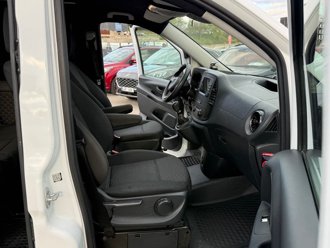 Mercedes Vito 2021 — Миниатюра 15