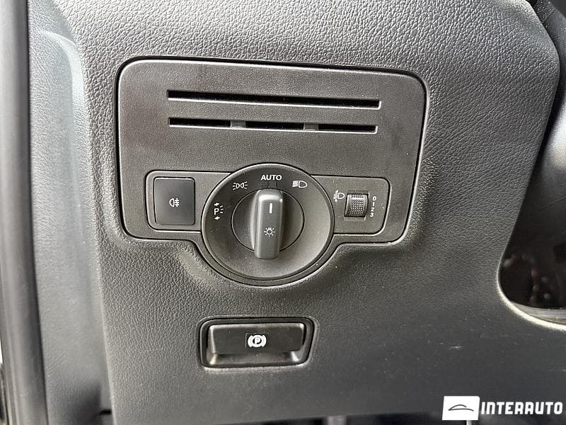 Mercedes Vito 2021 — Миниатюра 18