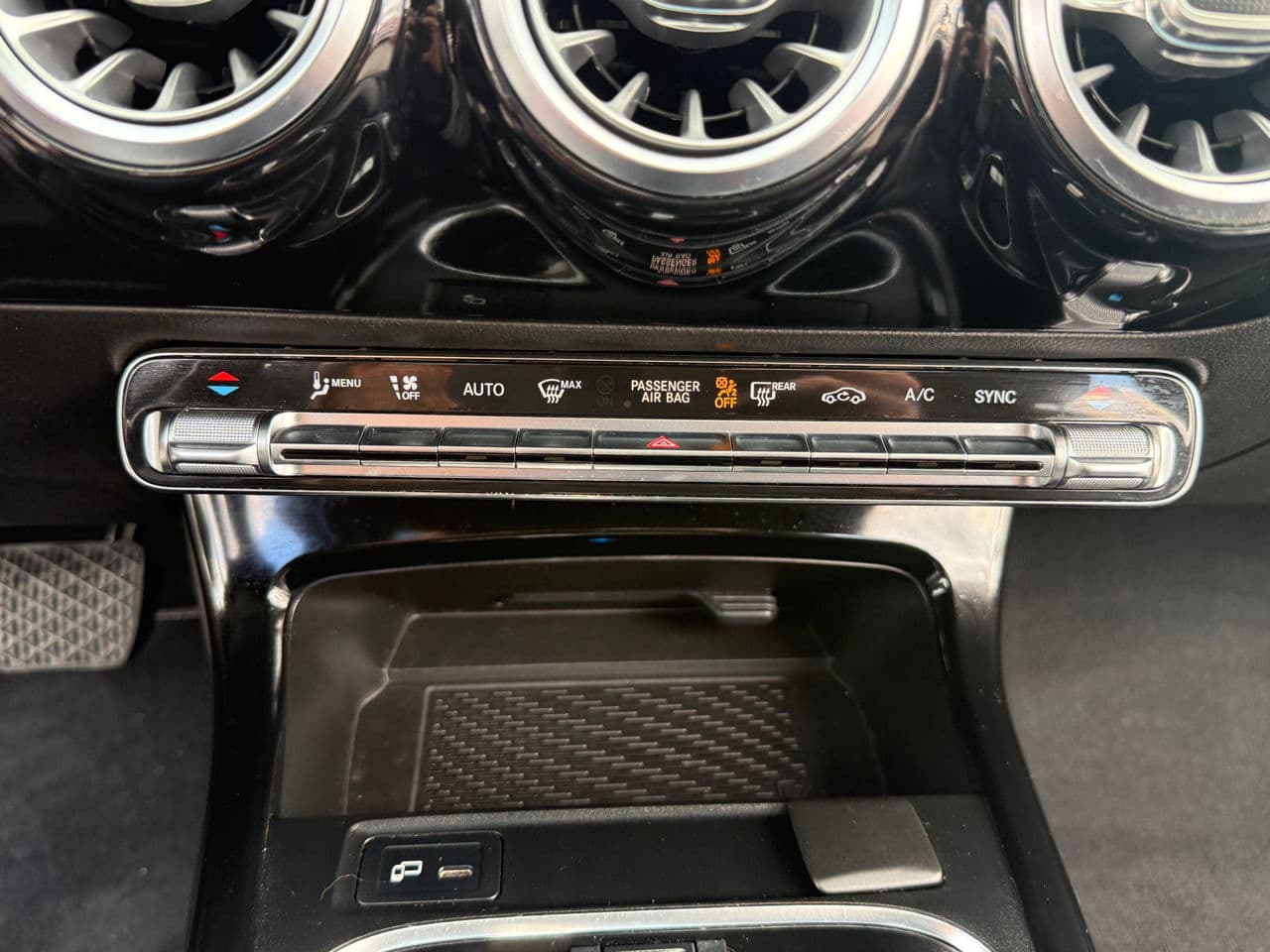 Mercedes A 220 2019 — Миниатюра 11
