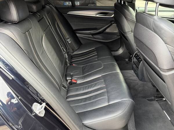 2017 BMW 530e — Miniatură 21