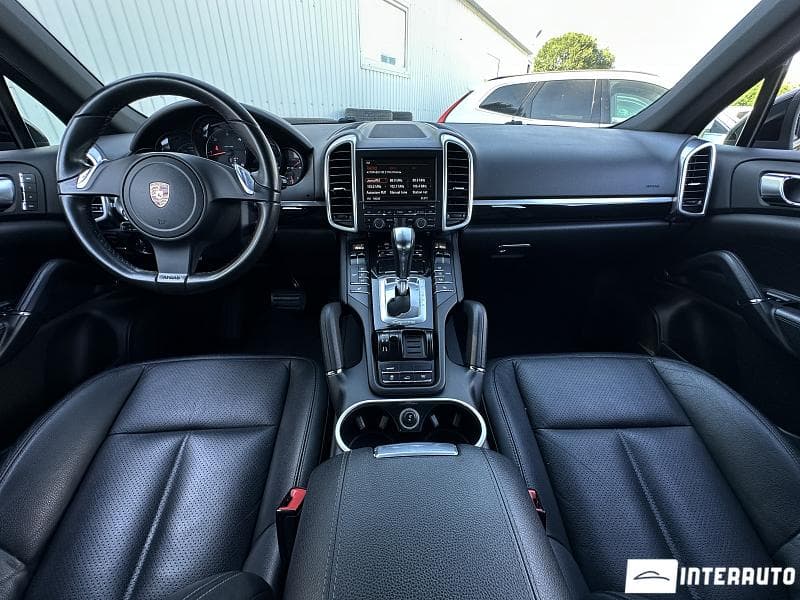 Porsche Cayenne 2011 — Миниатюра 8