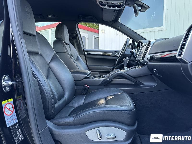 Porsche Cayenne 2011 — Миниатюра 15