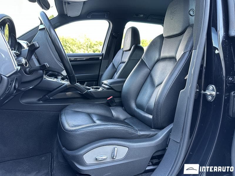 Porsche Cayenne 2011 — Миниатюра 5