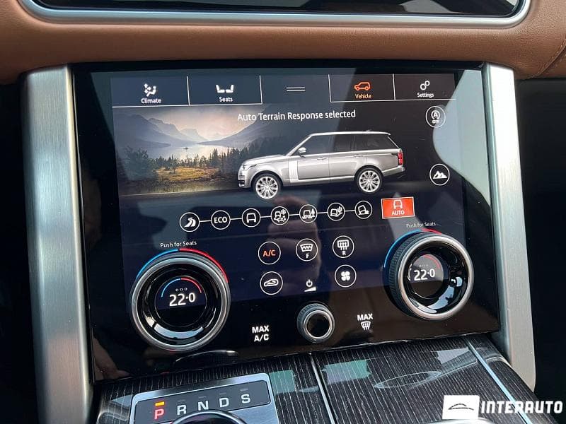 Land Rover Range Rover Vogue 2018 — Миниатюра 15