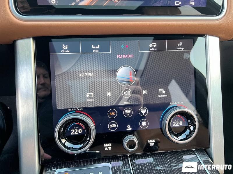 Land Rover Range Rover Vogue 2018 — Миниатюра 14