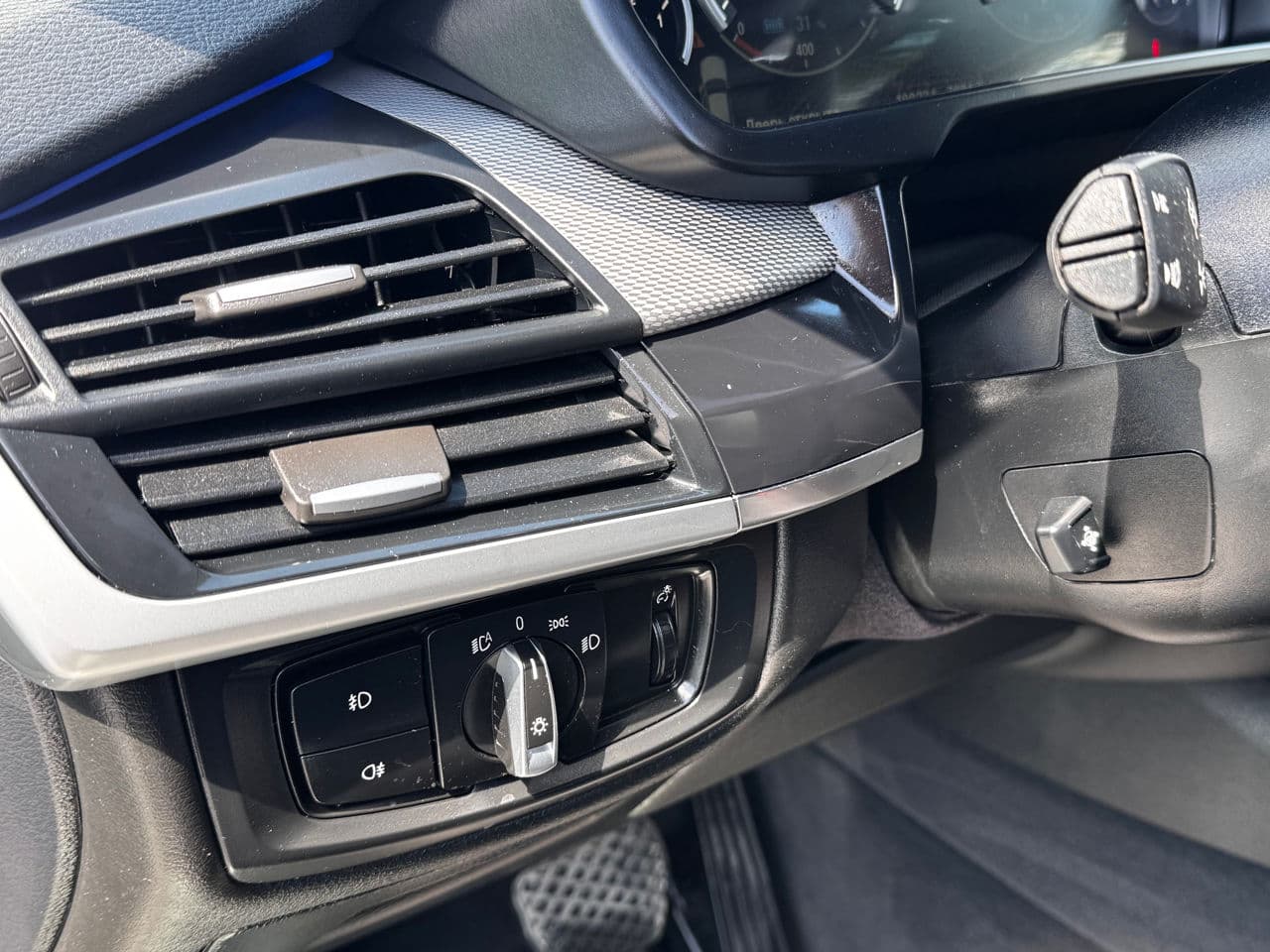 BMW X5 4.0e 2018 — Миниатюра 18