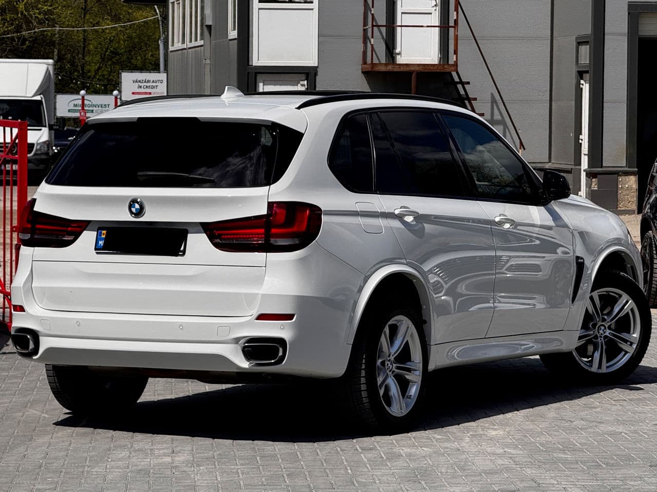 BMW X5 4.0e 2018 — Миниатюра 3