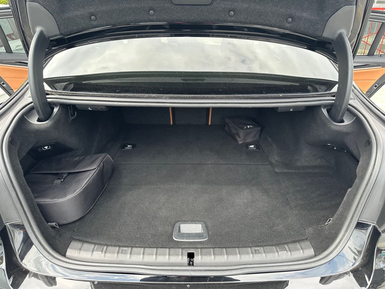 BMW 530e 2021 — Миниатюра 18
