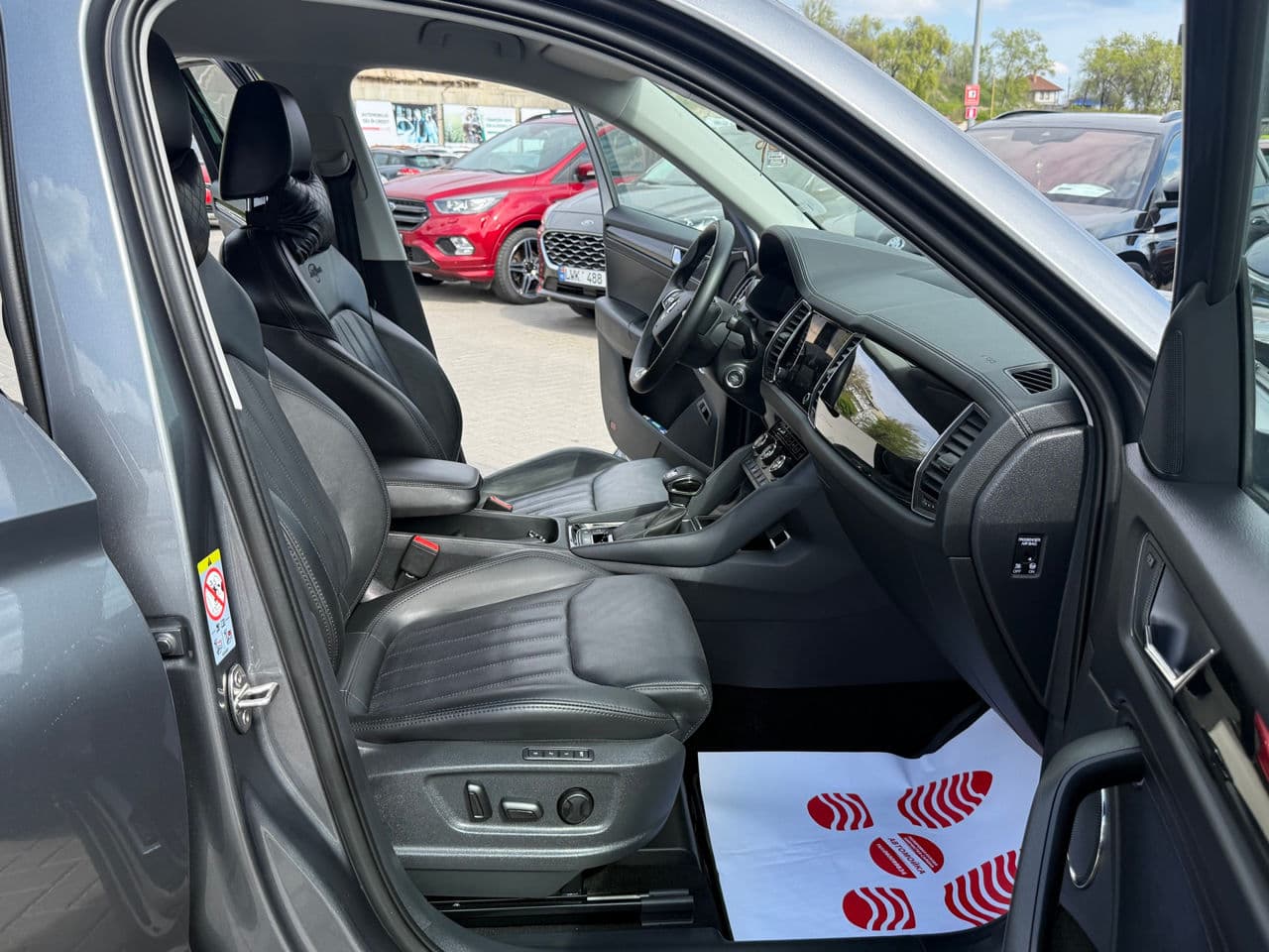 Skoda Kodiaq 2023 — Миниатюра 18