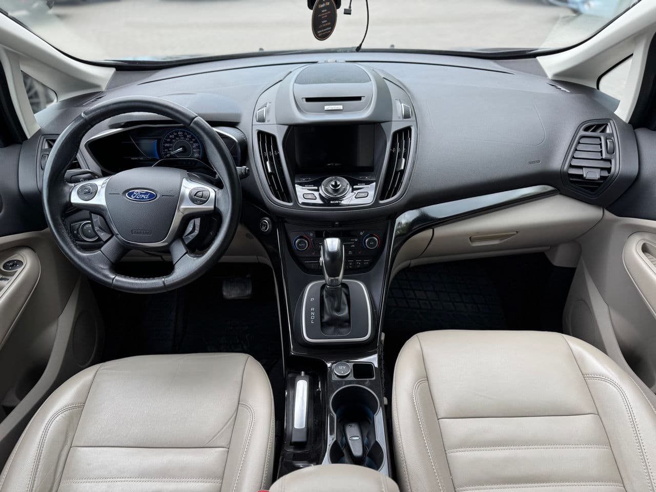 Ford C-MAX 2016 — Миниатюра 8