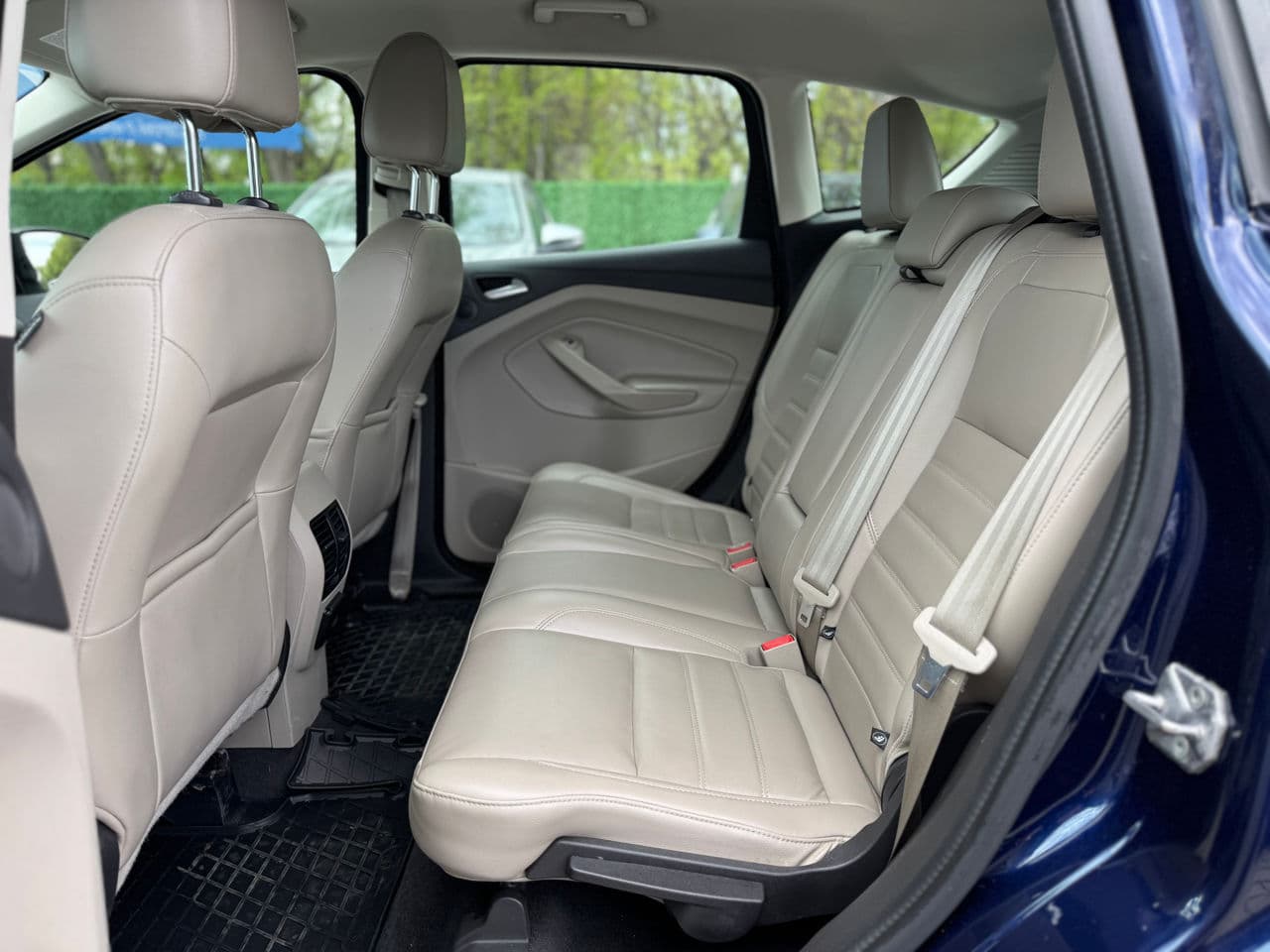 Ford C-MAX 2016 — Миниатюра 17