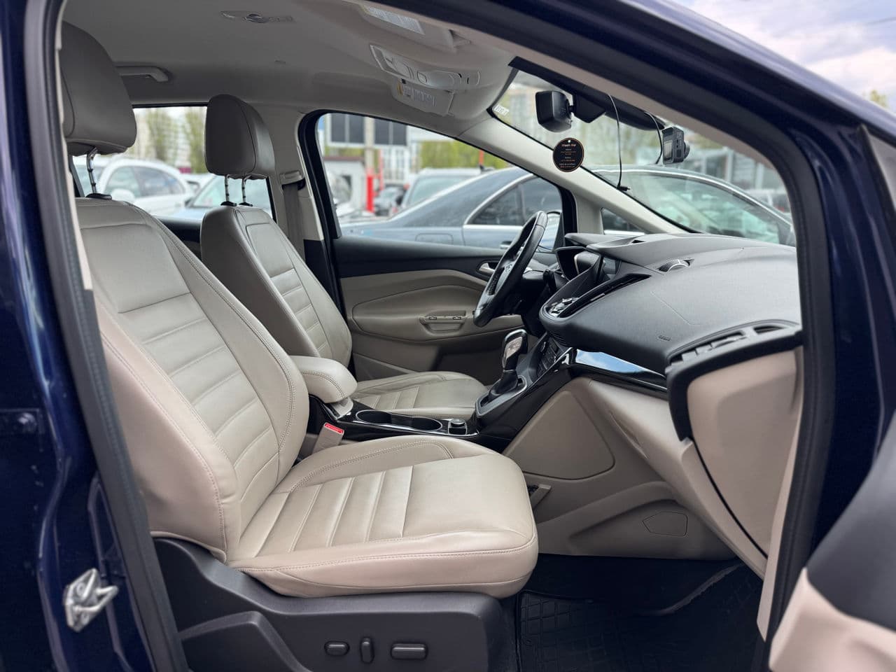 Ford C-MAX 2016 — Миниатюра 15