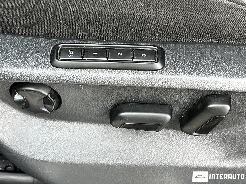 Volkswagen Tiguan 2018 — Миниатюра 17