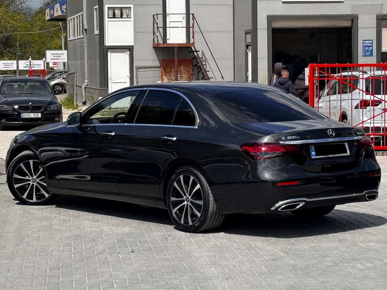 Mercedes E 300e 2021 — Миниатюра 3