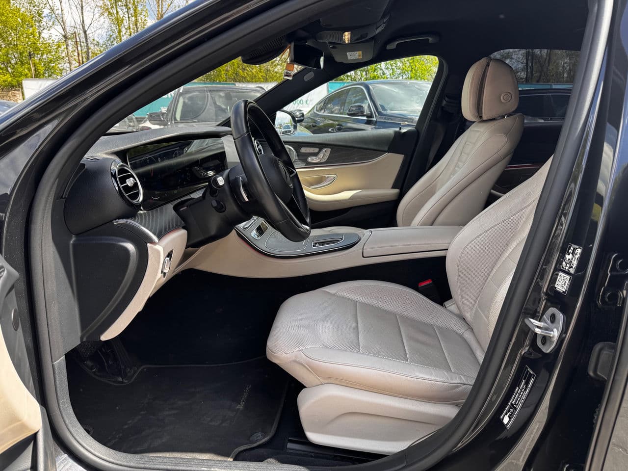 Mercedes E 300e 2021 — Миниатюра 5