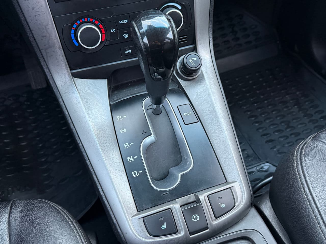 Chevrolet Captiva 2011 — Миниатюра 13